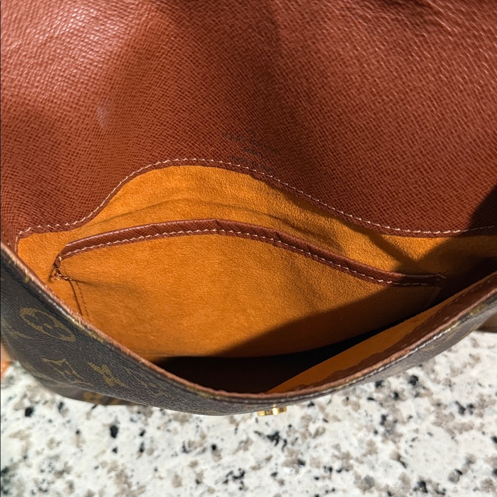 Louis Vuitton Classic Monogram Crossbody Bag - Picture 4 of 4